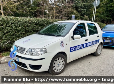 Fiat Punto III serie
Servizi Sociali 
Comune di Gamberale (CH)
Parole chiave: Fiat Punto_IIIserie