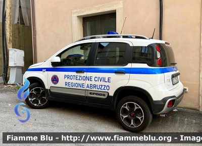 Fiat Nuova Panda Cross II serie 
Protezione Civile 
Regione Abruzzo 
Parole chiave: Fiat Nuova_Panda_Cross_IIserie