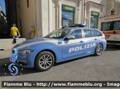 Bmw 320 Touring F31 III restyle
Polizia di Stato
Polizia Stradale
Allestimento Focaccia
POLIZIA M3650
Parole chiave: Bmw 320_Touring_F31_IIIrestyle POLIZIAM3650