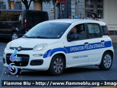 Fiat Nuova Panda II serie
Polizia Locale
Comune di Catania
Servizi Polizia Stradale
Direzione Polizia Municipale
Codice automezzo: 45
Parole chiave: Fiat Nuova_Panda_IIserie