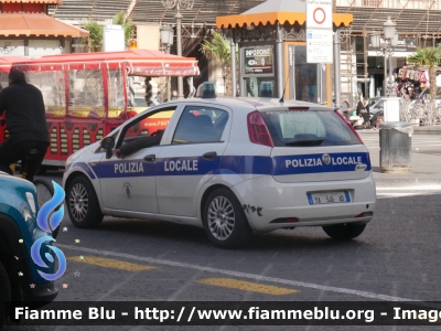 Fiat Grande Punto
Polizia Locale
Comune di Catania
Codice automezzo: 16
YA 546 AD
Parole chiave: Fiat Grande_Punto YA546AD