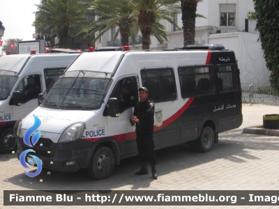 Iveco Daily V serie
الجمهورية التونسية - Tunisia
Police Nationale
