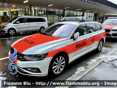 Volkswagen Passat Variant
Schweiz - Suisse - Svizra - Svizzera
Polizia Cantonale Zurigo
