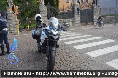 Ducati Multistrada
Polizia Locale di Udine
Motocicletta n°9
Allestita Bertazzoni
Parole chiave: Ducati_Multistrada