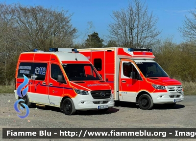 Mercedes-Benz Sprinter III serie restyle
Bundesrepublik Deutschland - Germany - Germania
Feuerweh Iserlohn
Parole chiave: Ambulanza Ambulance