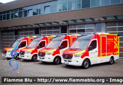 Mercedes-Benz Sprinter IV serie 
Bundesrepublik Deutschland - Germany - Germania
Feuerwehr Hagen
Parole chiave: Ambulance Ambulanza