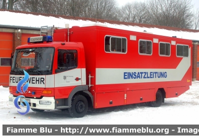 Mercedes-Benz ?
Bundesrepublik Deutschland - Germany - Germania
Feuerwehr Braunschweig
