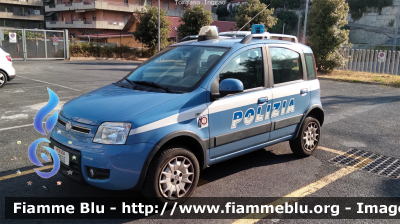 Fiat Nuova Panda 4x4 Climbing I serie
Polizia di Stato
Polizia Ferroviaria
POLIZIA H3035
Parole chiave: Fiat Nuova_Panda_4x4_Climbing_Iserie POLIZIAH3035