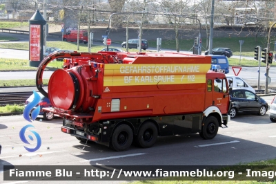Mercedes-Benz ?
Bundesrepublik Deutschland - Germany - Germania
Feuerwehr Karlsruhe BW
