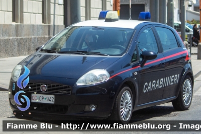 Fiat Grande Punto
Carabinieri
CC CP 942
Parole chiave: Fiat Grande_Punto CCCP942