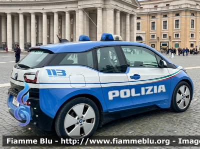 Bmw i3
Polizia di Stato
Ispettorato di Pubblica Sicurezza presso il Vaticano
Allestimento Focaccia
Decorazione Grafica Artlantis
POLIZIA F3721
Parole chiave: Bmw i3 POLIZIAF3721