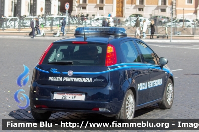 Fiat Grande Punto
Polizia Penitenziaria 
POLIZIA PENITENZIARIA 201 AF
Parole chiave: Fiat Grande_Punto POLIZIAPENITENZIARIA201AF