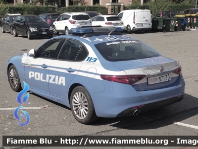 Alfa Romeo Nuova Giulia
Polizia di stato
Squadra volante
POLIZIA M7130
Parole chiave: POLIZIA M7130