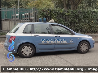 Fiat Stilo II serie
Polizia di Stato
POLIZIA F2348
Parole chiave: Fiat Stilo_IIserie PoliziaF2348