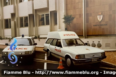 Ford Granada
Principatu de Múnegu - Principauté de Monaco - Principato di Monaco
Police
Parole chiave: Ambulance Ambulanza