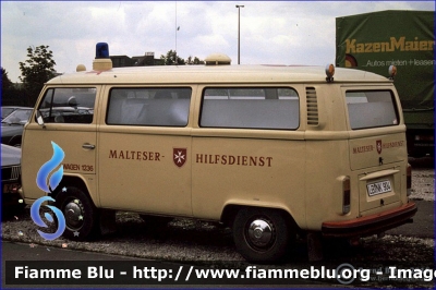 Volkswagen Transporter T2
Bundesrepublik Deutschland - Germania
Malteser Baden-Württemberg
Parole chiave: Ambulance Ambulanza