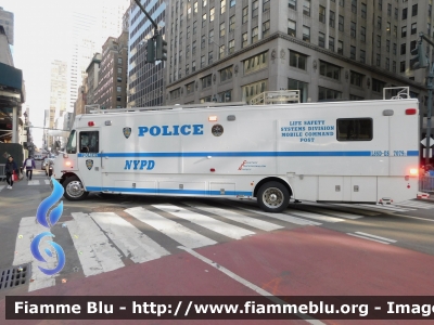 ??
United States of America-Stati Uniti d'America
New York Police Department
Life Safety System Division LSSD
