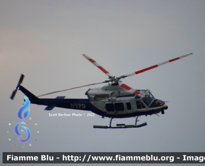 Bell 412 EP
United States of America-Stati Uniti d'America
New York Police Department
Air Operations
N422PD
