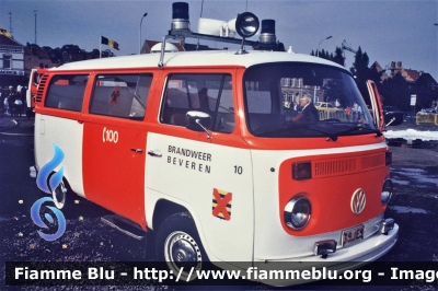 Volkswagen Transporter T2
Koninkrijk België - Royaume de Belgique - Königreich Belgien - Kingdom of Belgium - Belgio
Brandweer Beveren
Parole chiave: Ambulance Ambulanza