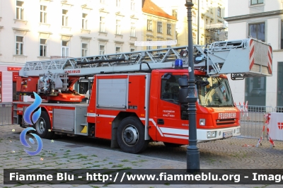 ??
Österreich - Austria
Berufsfeuerwehr der Stadt Wien
Vigili del fuoco permanenti di Vienna
