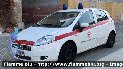 Fiat Grande Punto
Croce Rossa Italiana 
Comitato di Pesaro
CRI 395 AA
Parole chiave: Fiat Grande Punto CRI395AA