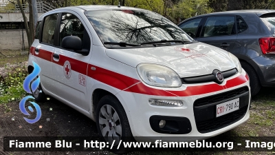 Fiat Nuova Panda II Serie
Croce Rossa Italiana 
Comitato di Latina 
CRI 790 AC
Parole chiave: fiat nuova_panda_IIserie cri790ac