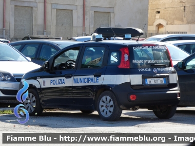 Fiat Nuova Panda II serie
Polizia Municipale
Comune di Andria (Bt)
POLIZIA LOCALE YA 607 AM
Parole chiave: Fiat Nuova Panda_IISerie POLIZIALOCALEYA607AM