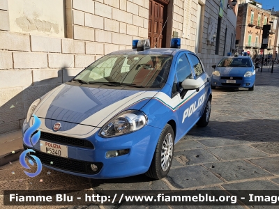 Fiat Punto VI serie
Polizia di Stato
Allestimento NCT
Decorazione Grafica Artlantis
POLIZIA N5340
Parole chiave: Fiat Punto_VISerie POLIZIAN5340