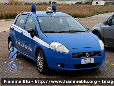 Fiat Grande Punto
Polizia di Stato
POLIZIA H0144
Parole chiave: Fiat Grande_Punto POLIZIAH0144