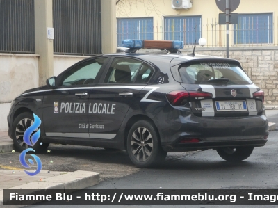 Fiat Nuova Tipo restyle
Polizia Locale
Comune di Giovinazzo (BA)
Codice Auromezzo: 2
POLIZIA LOCALE YA 168 AT
Parole chiave: Fiat Nuova Tipo_restyle POLIZIALOCALEYA168AT