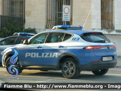 Alfa Romeo Tonale
Polizia di Stato
Squadra Volante
Allestimento FCA
POLIZIA M7992
Parole chiave: Alfa-Romeo Tonale POLIZIAM7992