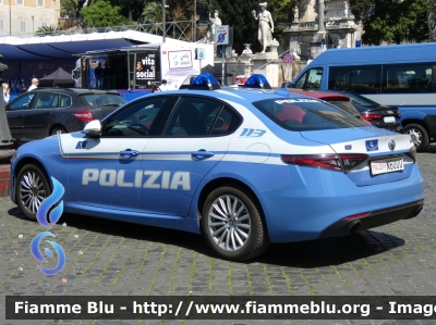 Alfa Romeo Nuova Giulia Q4
Polizia di Stato
Polizia Stradale
POLIZIA N6000

172° Polizia di Stato
Parole chiave: Alfa-Romeo Nuova Giulia Q4 POLIZIAN6000