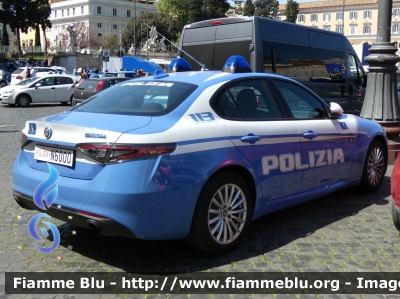 Alfa Romeo Nuova Giulia Q4
Polizia di Stato
Polizia Stradale
POLIZIA N6000

172° Polizia di Stato
Parole chiave: Alfa-Romeo Nuova Giulia Q4 POLIZIAN6000