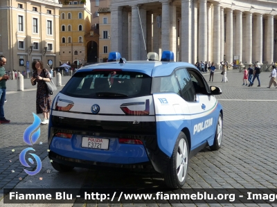 Bmw i3
Polizia di Stato
Ispettorato di Pubblica Sicurezza presso il Vaticano
Allestimento Focaccia
Decorazione Grafica Artlantis
POLIZIA F3721
Parole chiave: Bmw i3 POLIZIAF7321