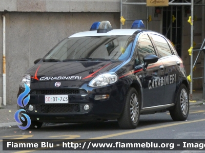 Fiat Punto VI serie
Carabinieri
Comando Carabinieri Banca d'Italia
CC DT 743
Parole chiave: Fiat Punto_VIserie CCDT743